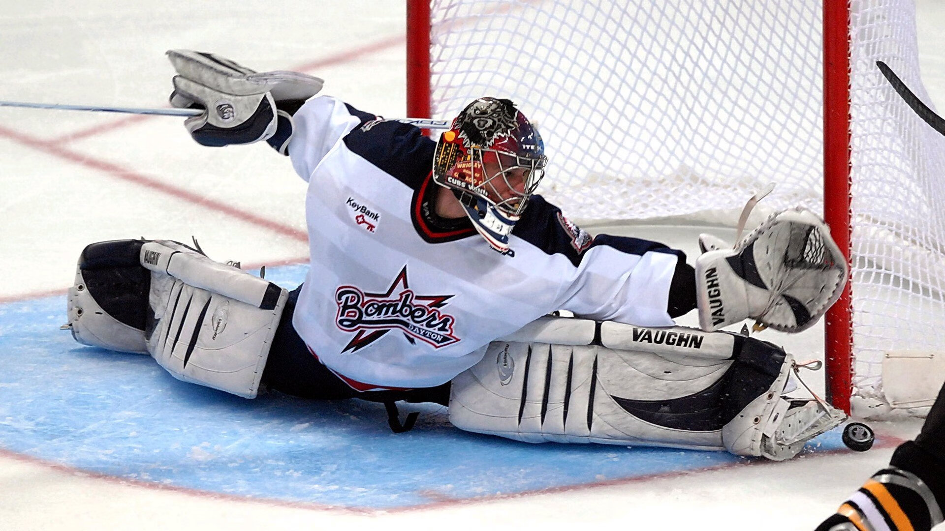 开云入口-战术揭秘:教练是如何扭转战局的?,教练技术揭秘